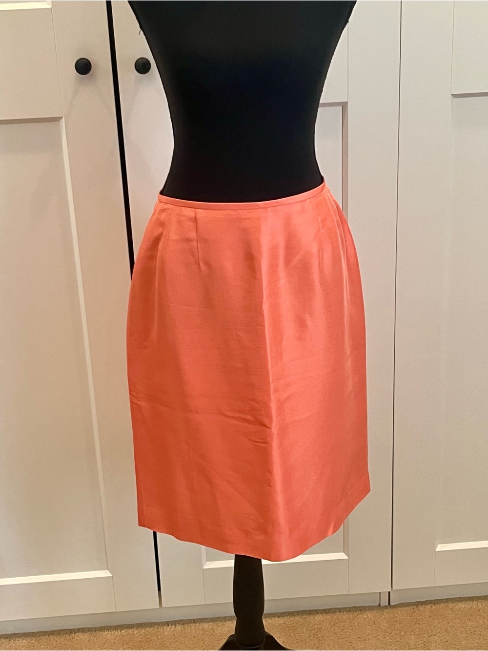 Kasper Coral-Orange Lined Silk Pencil Skirt Colorful Feminine Workplace Size 8P
